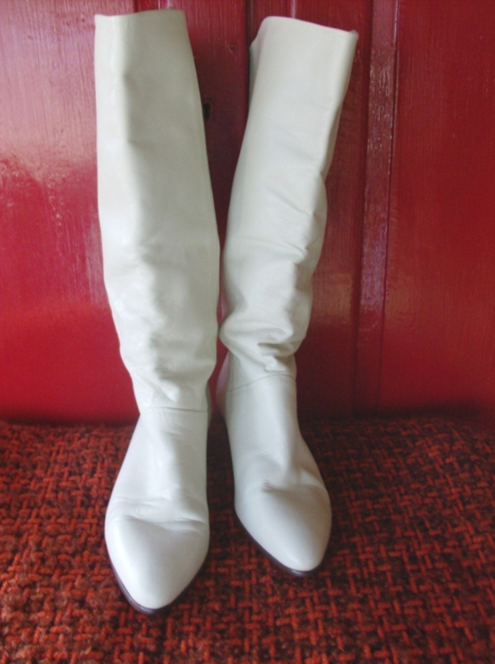 White Wedding  vINTAGE Winter White Leather Slouch Boots Sz 8.5 PiRAte BoOtS TaLL BoOtS