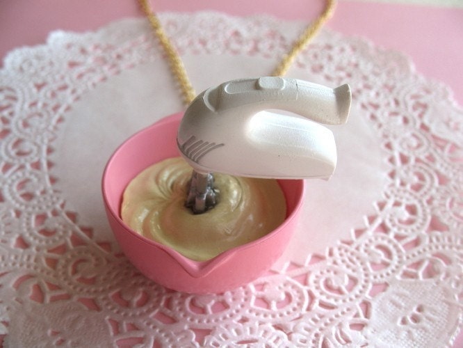 Baking A Cake Necklace
