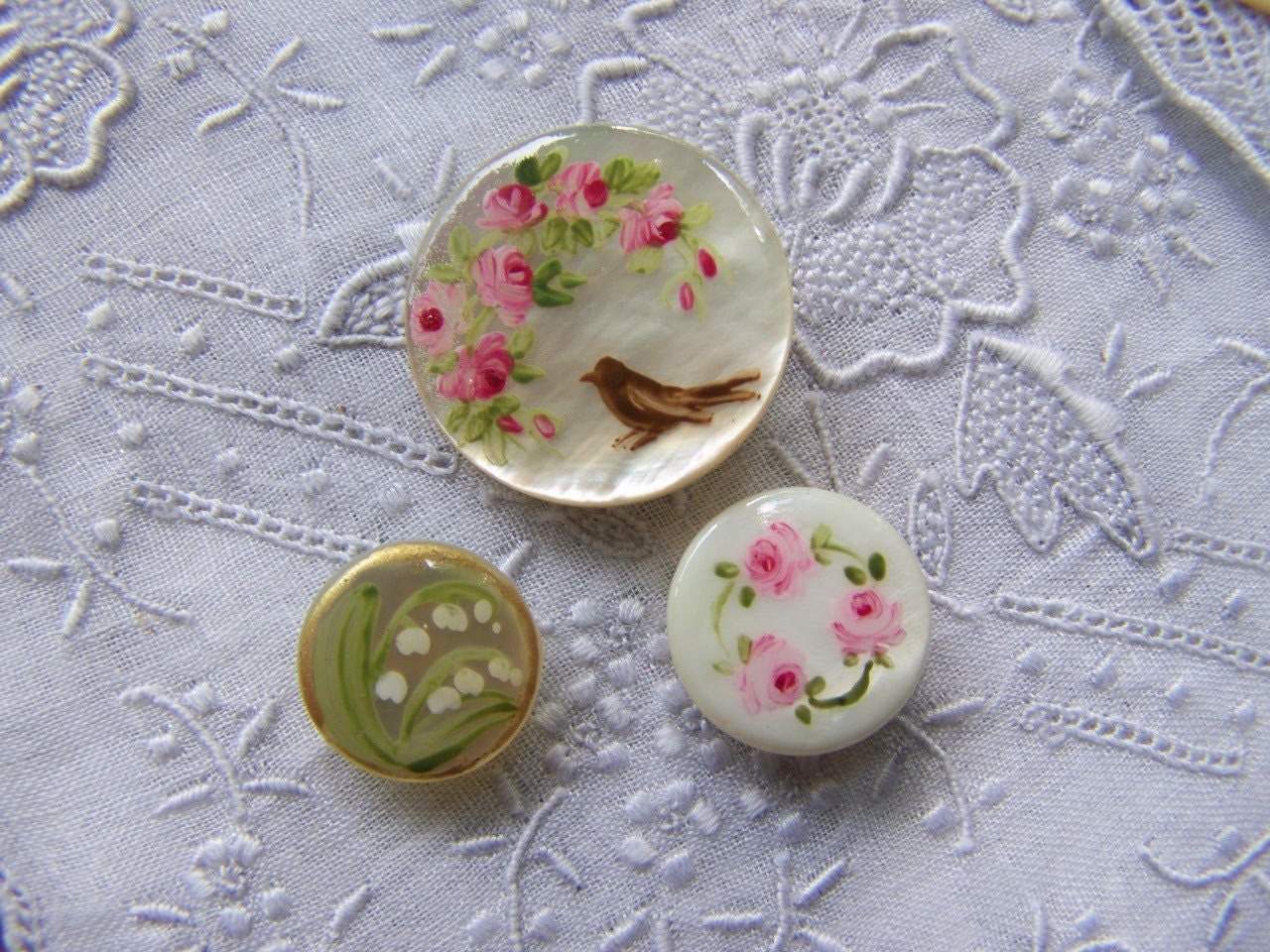 Hand Painting Birds and Roses painted on Vintage Mother of Pearl Buttons lot of 3