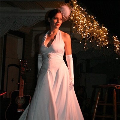 Sumptuous Starlet Wedding Gown SALE Size 8 (M)