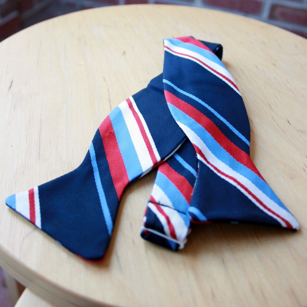 Patriotic stiped bow tie- freestyle