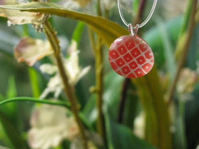 Red Retro Marble Necklace