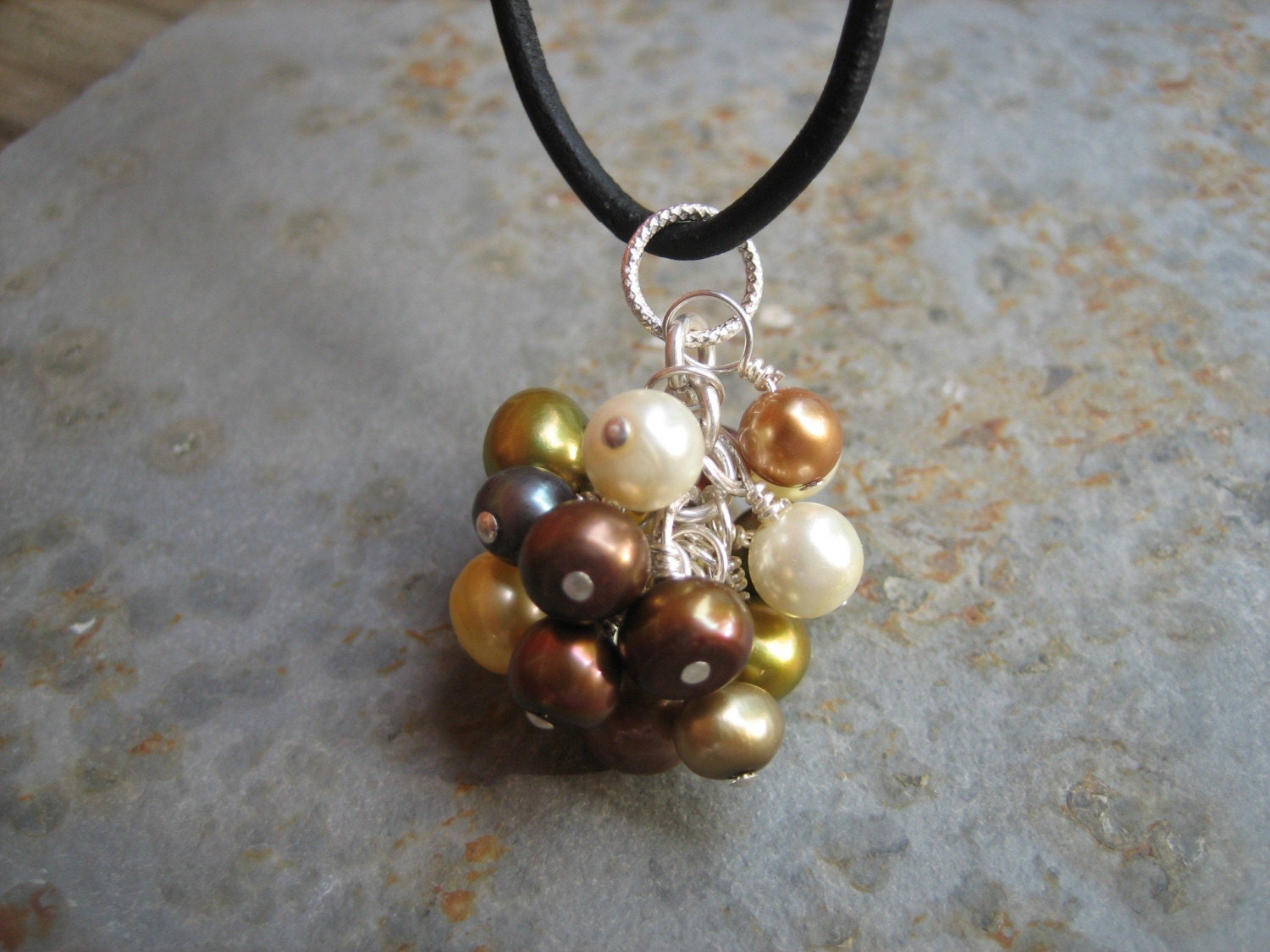 Pearl cluster Necklace on leather