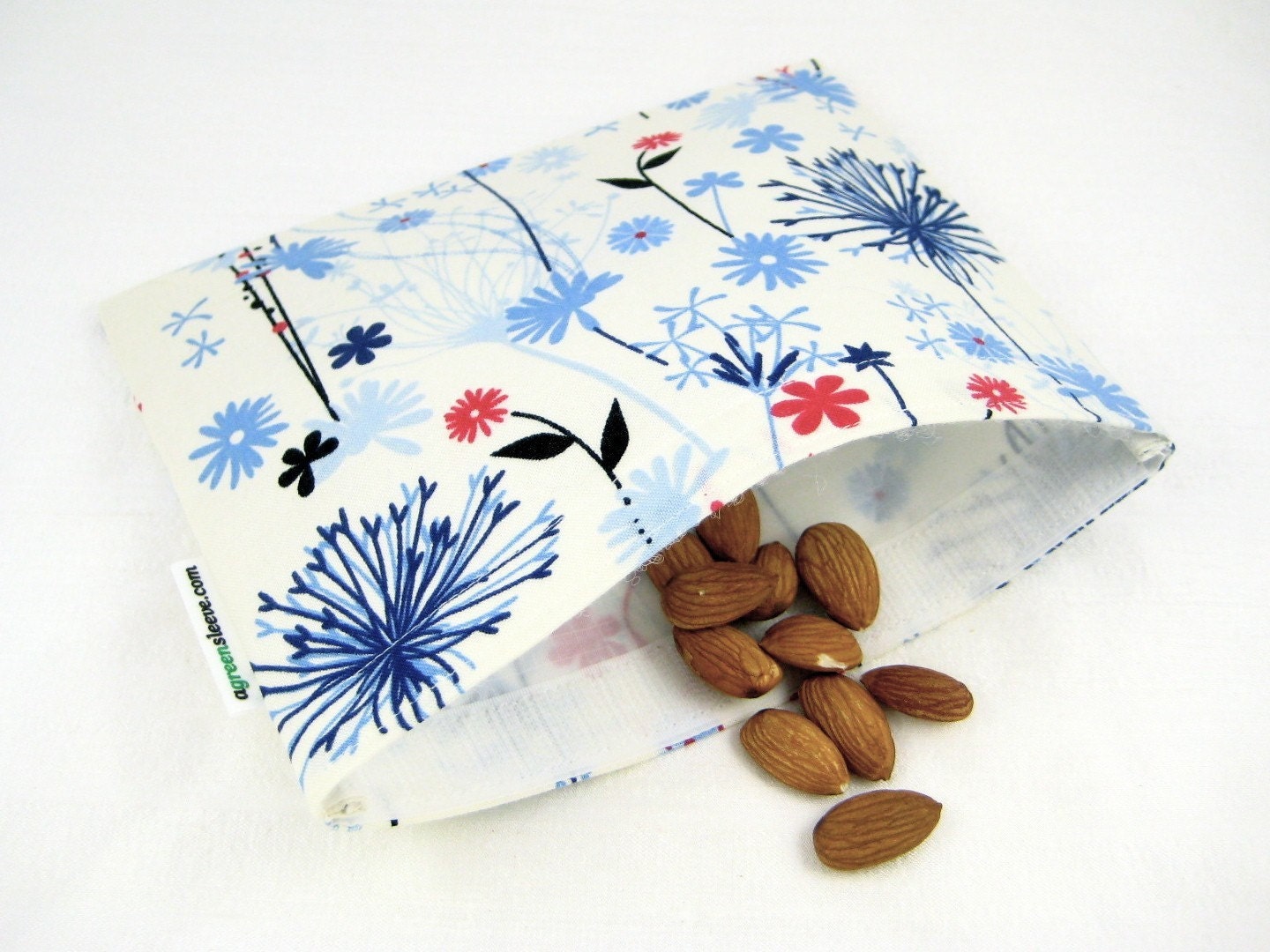 SnackSleeve- aGreenSleeve, snack bag, reusable bag, baggie, fabric bag, lunch bag- Blue and Red Flowers