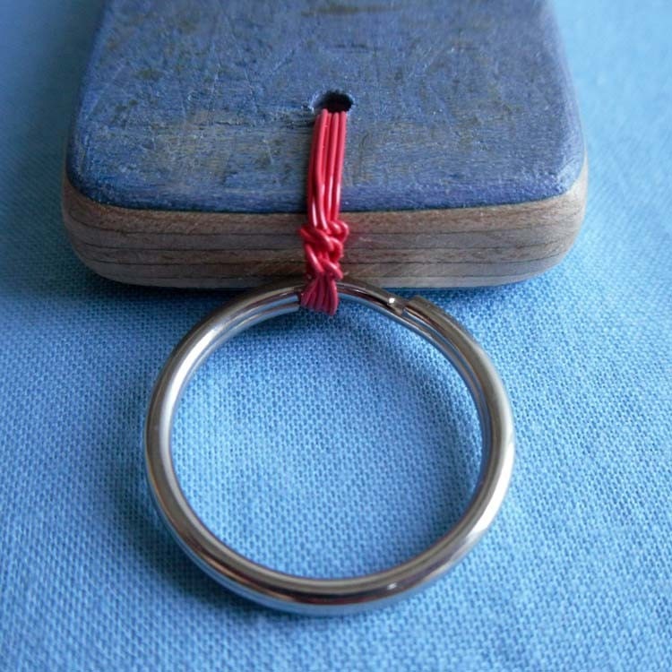 Recycled Skateboard Keyring - Blue with Red Wire