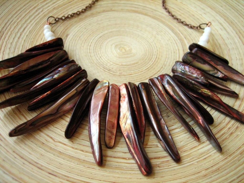Summer Nights Tribal Necklace Statement Shell Copper Rich Brown Rust Red Caramel White Bohemian