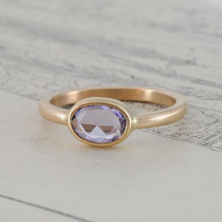 Rose Cut Sapphire bezel ring, 18k yellow gold