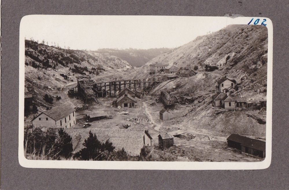 Vintage Black and White Photograph Peerless Mining Area vp012