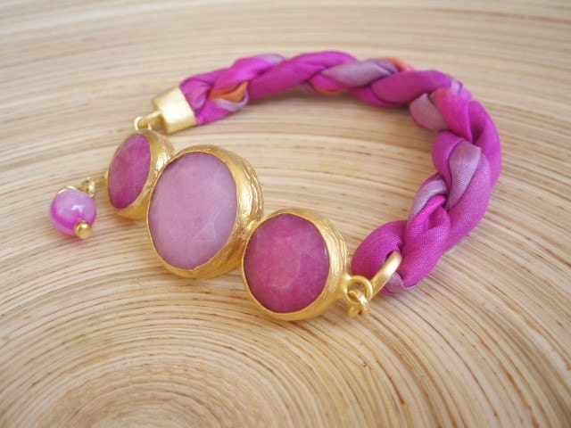 Triple pink jade bracelet