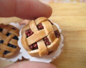 Miniature Cranberry Pie