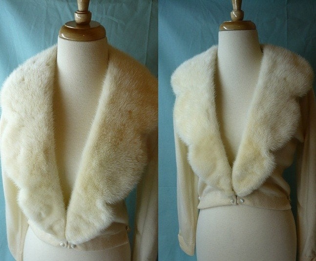 Winter Wedding Day Cropped Cashmere Cardigan with Fur and Lace