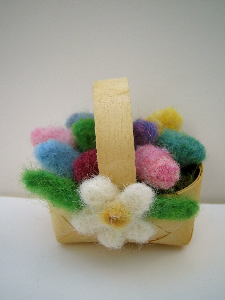 Needle felted eggs and daisy decorated basket