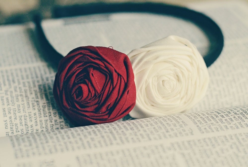 Double Rosette Headband-Red and White