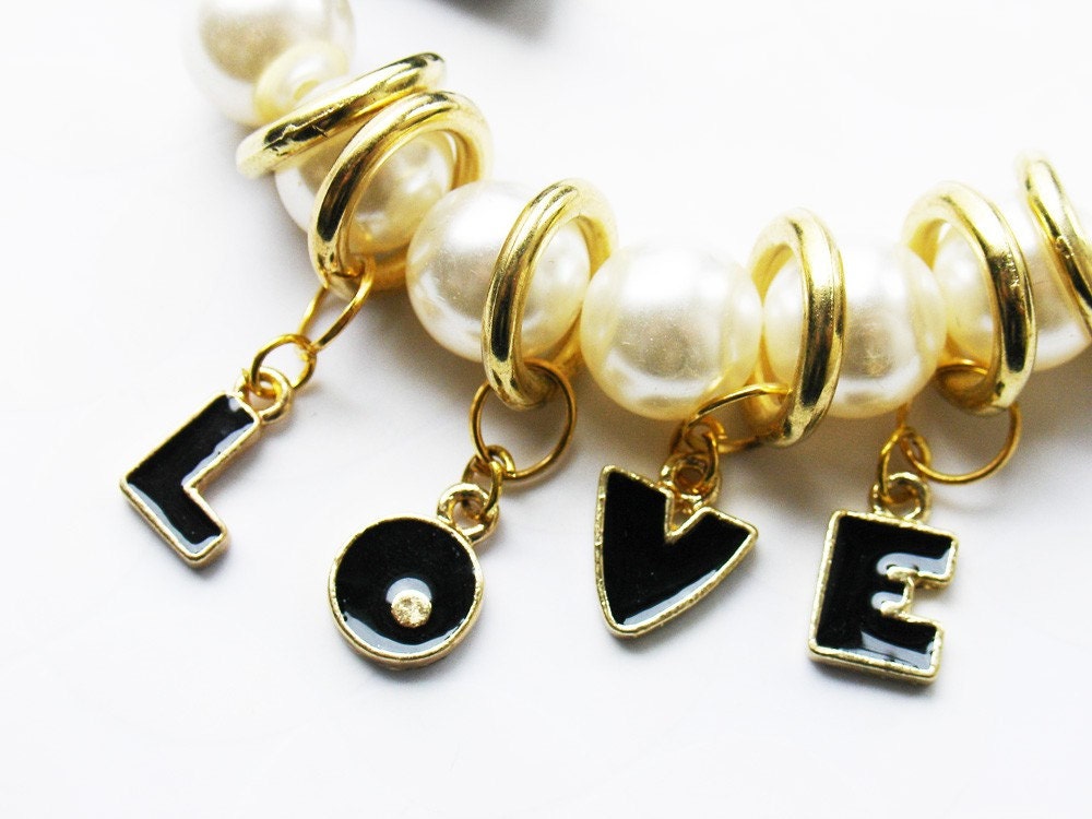 LOVE Pearl Rope Necklace Gold Tone ONLY ONE in store