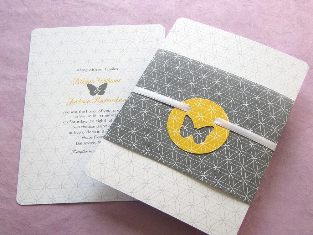 Butterfly Romance Wedding Invitation - Modern Circle Print Sample