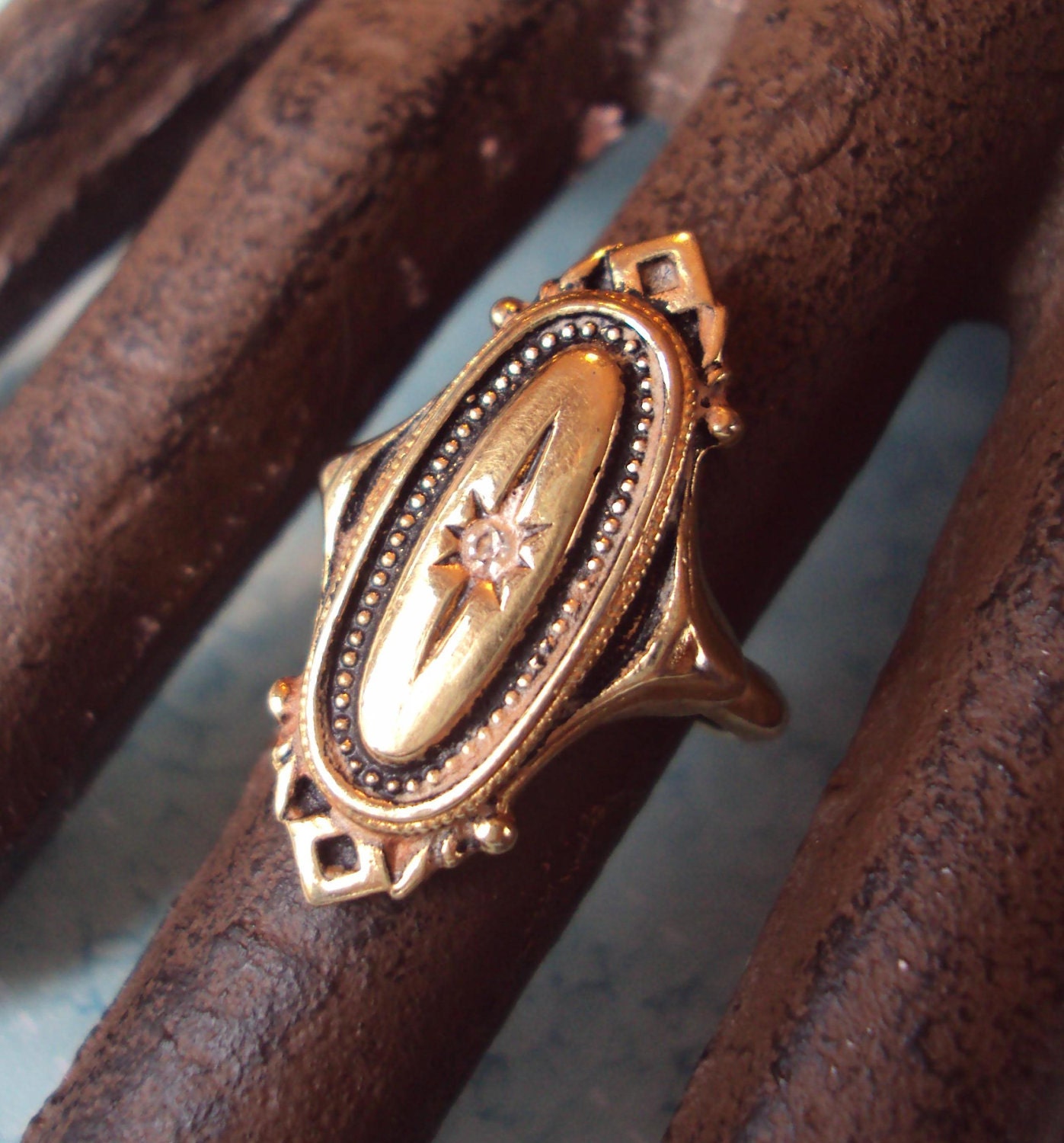 Vintage Avon Antiqued Royalty Rhinestone Adjustable Ring