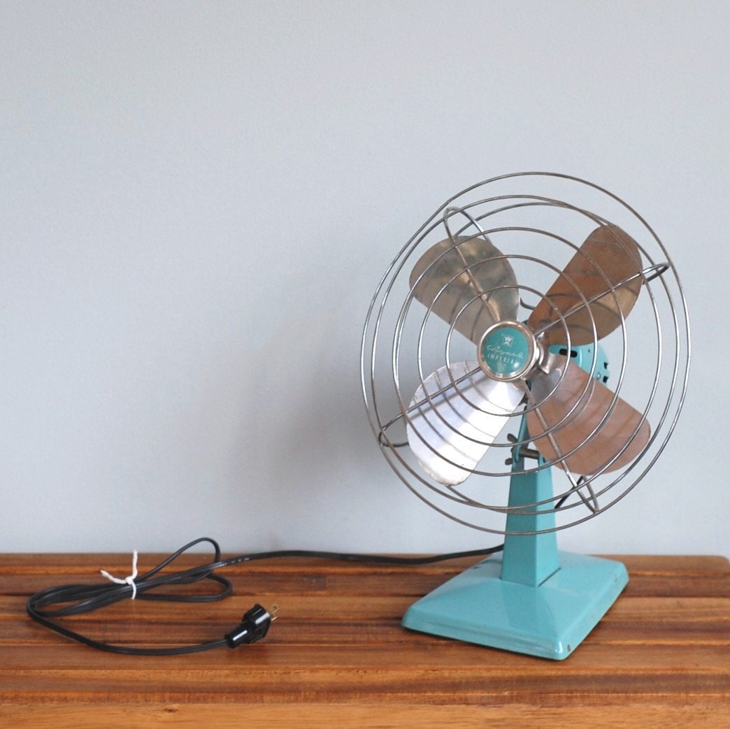 Wizard Imperial Robins Egg Blue Tabletop Electric Fan