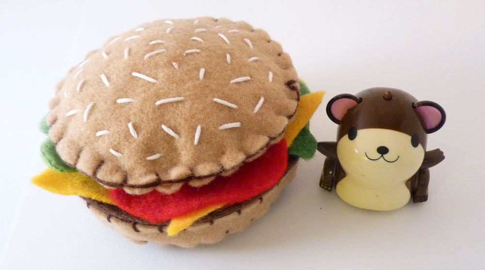 Fia's Burger - Plush Pretend Hamburger  - Handsewn