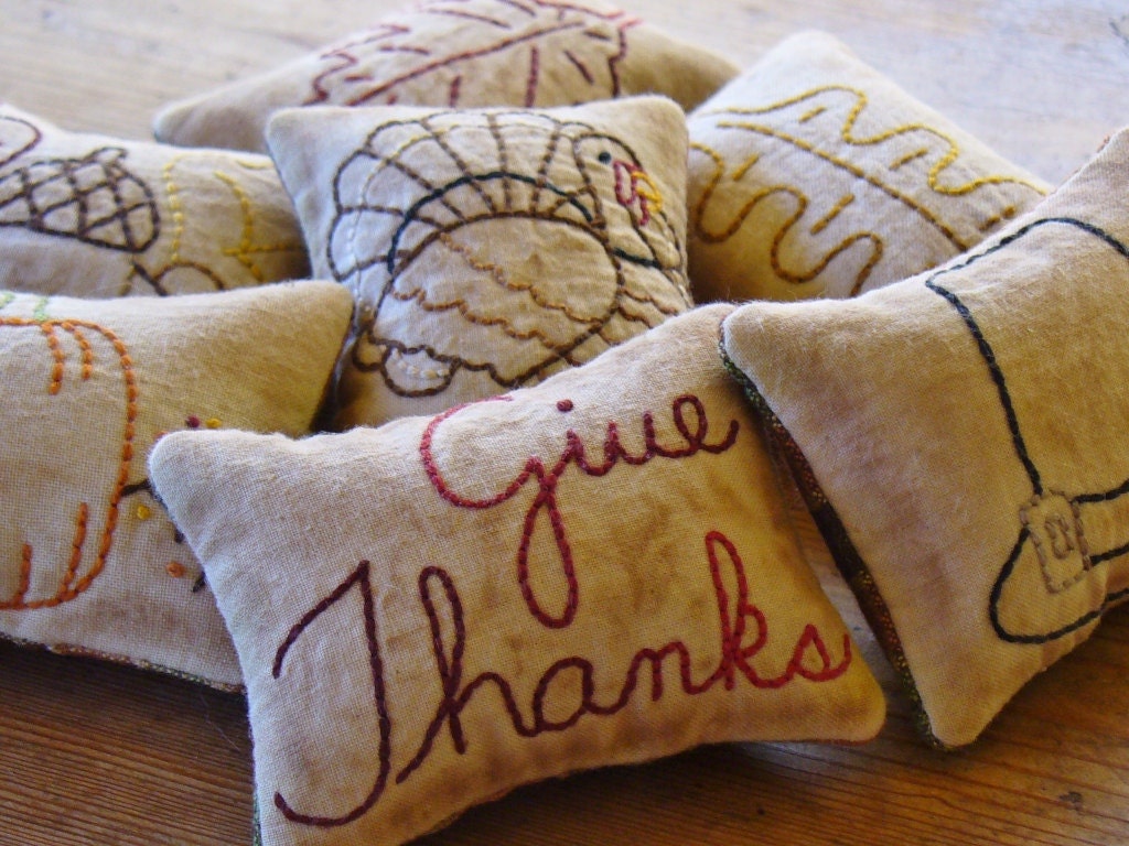 Thanksgiving - Bowl Fillers - Tucks - Ornies - Pillows - Give Thanks - Turkey - Home Decor - Primitive
