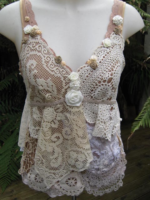VINTAGE KITTY, COFFEE AND CREAM SHABBY CHIC CAMI, CROCHET, ROSES.. UPCYCLED.. ONE OF A KIND.. X-SMALL - SMALL