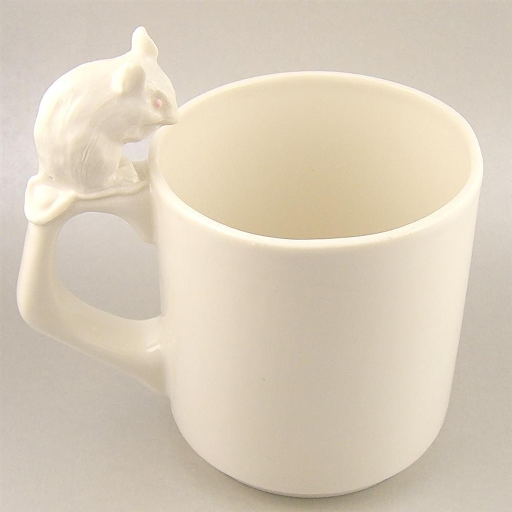 white mouse mug in porcelain