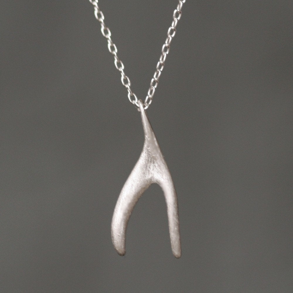 Small Wishbone Necklace in Sterling Silver