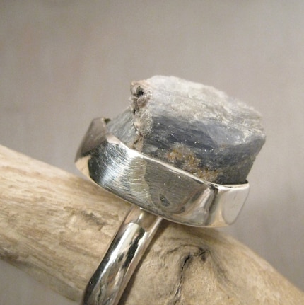 Shades of blue ring - Raw Sapphire and sterling silver