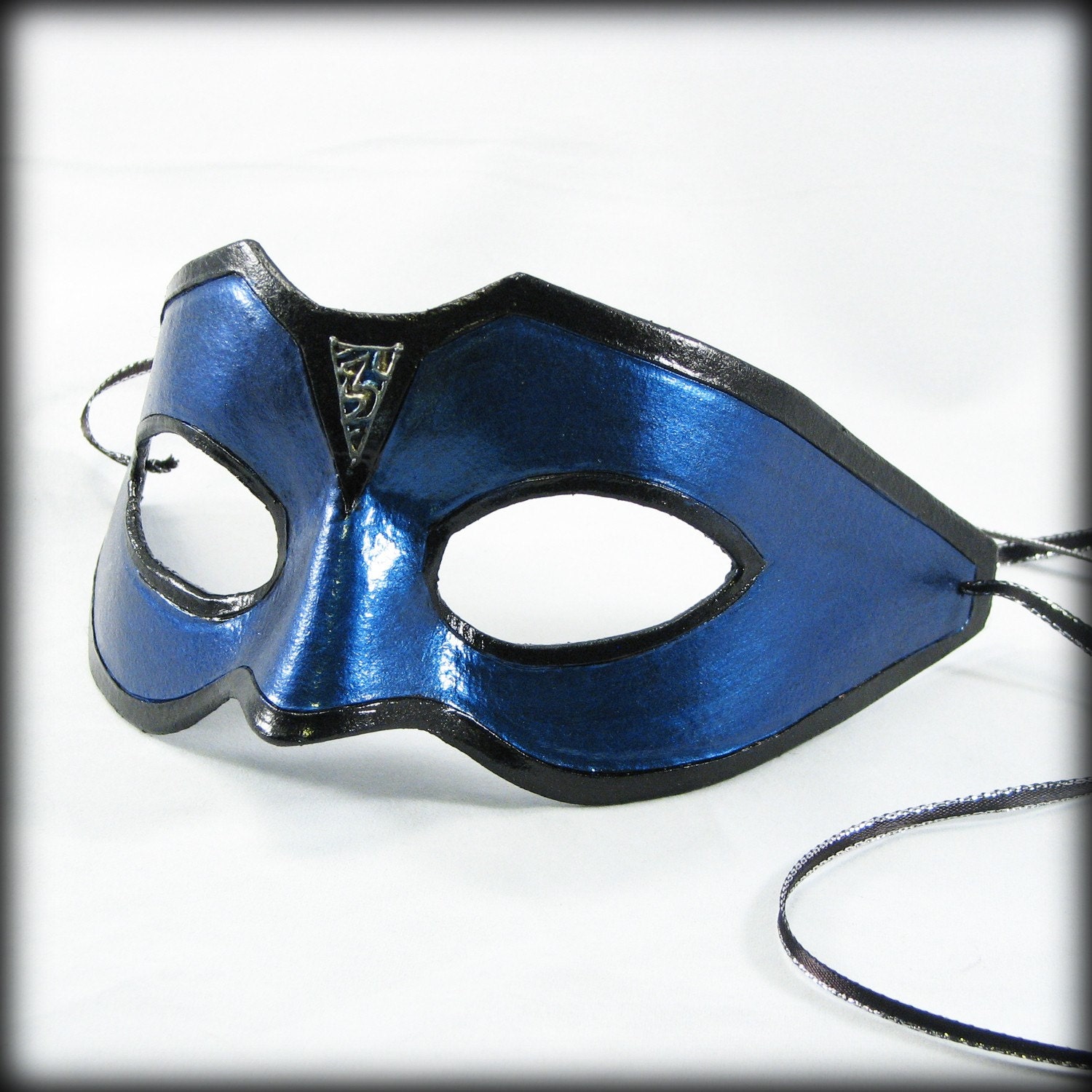 Bandit Mask in Blue and Black, Handmade Leather Mask