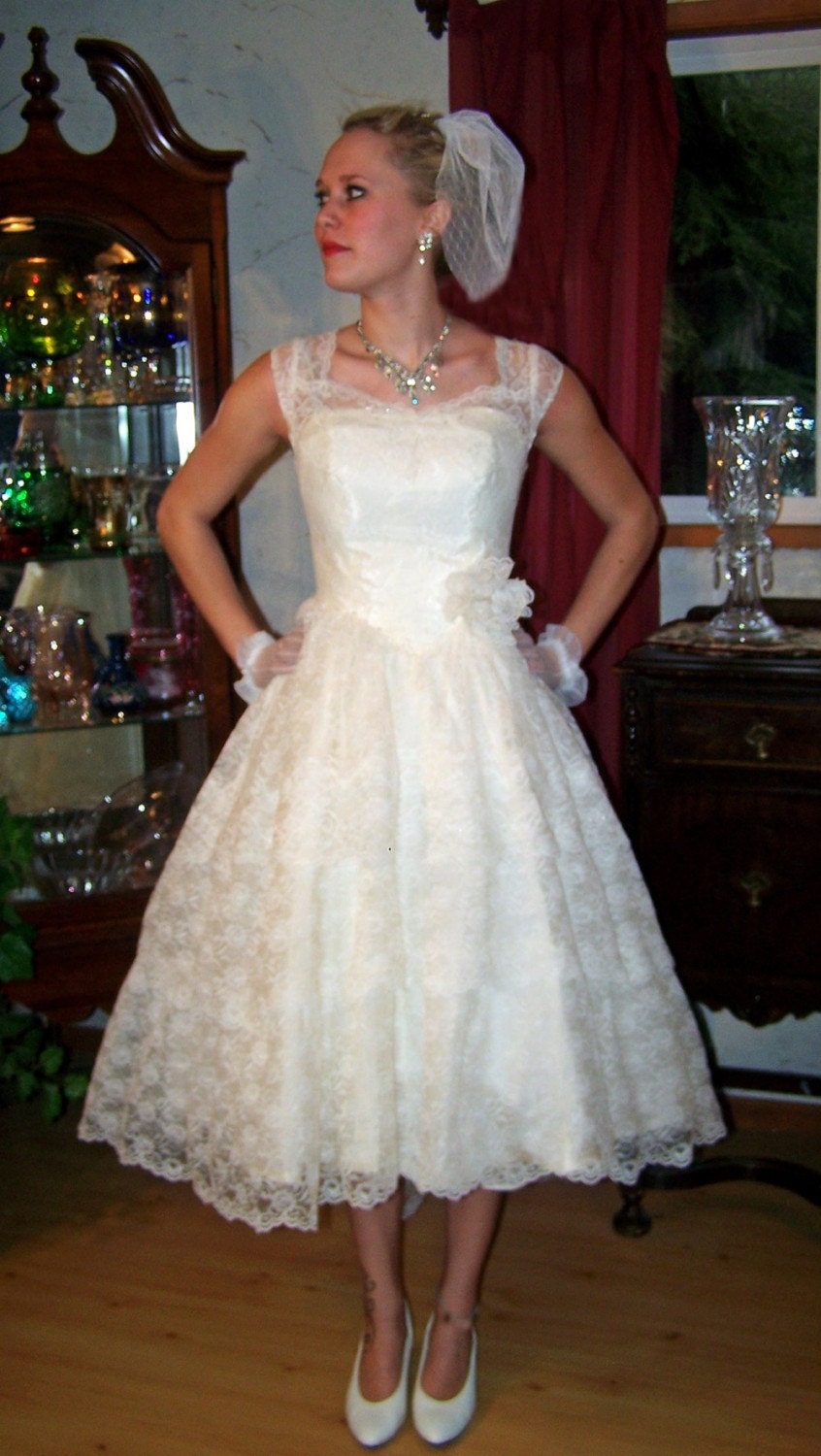 tea length vintage wedding dresses