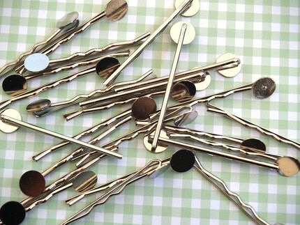 50 LARGE BOBBY PINS WITH GLUEPAD Glue your buttons on BEST PRICE IN AUSTRALIA