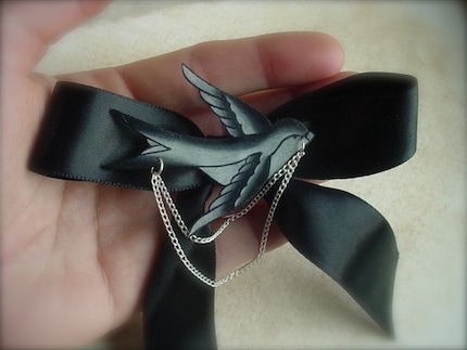 couture lolita black satin hair bow with sparrow and chains