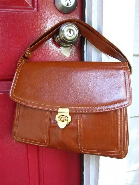 Vintage sienna brown leather purse by Cara