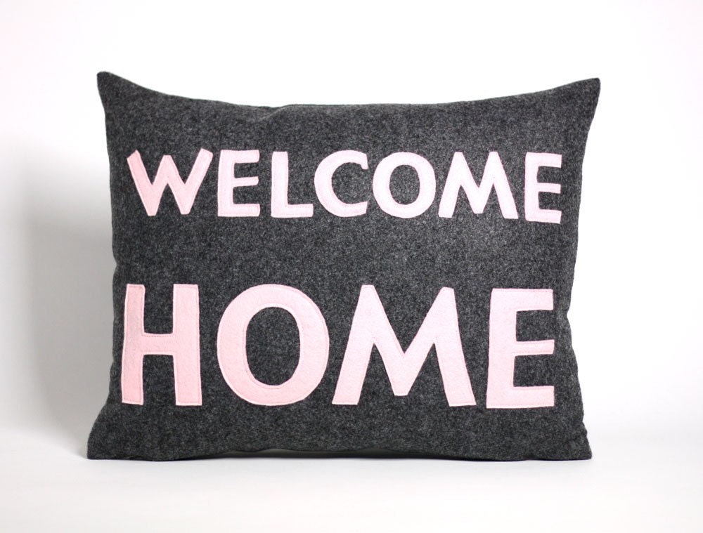 WELCOME HOME 14x18inch recycled felt applique pillow - charcoal and baby pink