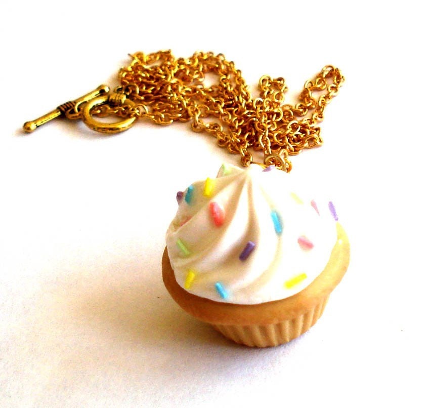 Big Kawaii Cupcake Necklace