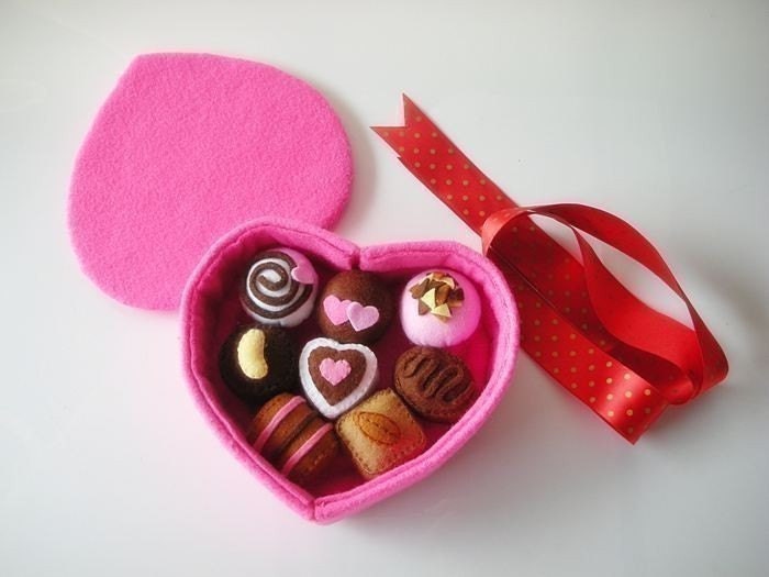 Sweet Chocolate Gift Set PDF Felt Pattern