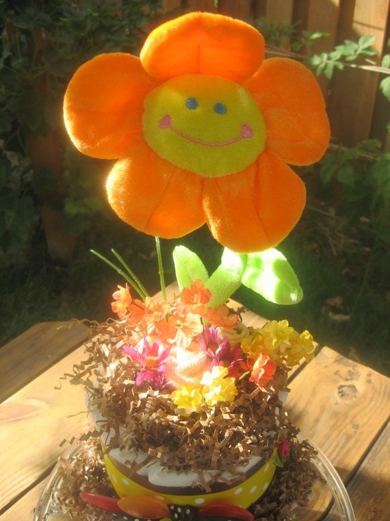 Happy Happy Baby Diaper Cake in
Rainbow Sherbert (Table Centerpiece/Shower Gift)