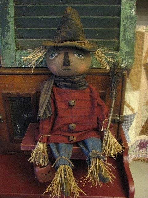 pRiMiTiVe  fOlK aRt fAll / haLloWeEn sAm sCaReCrOw DoLL dRieD gRaPeViNe bRooM aNd puMpKin CUSTOM ORDER RESERVED FOR WIAPILOT