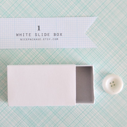 white slide box - quantity 1