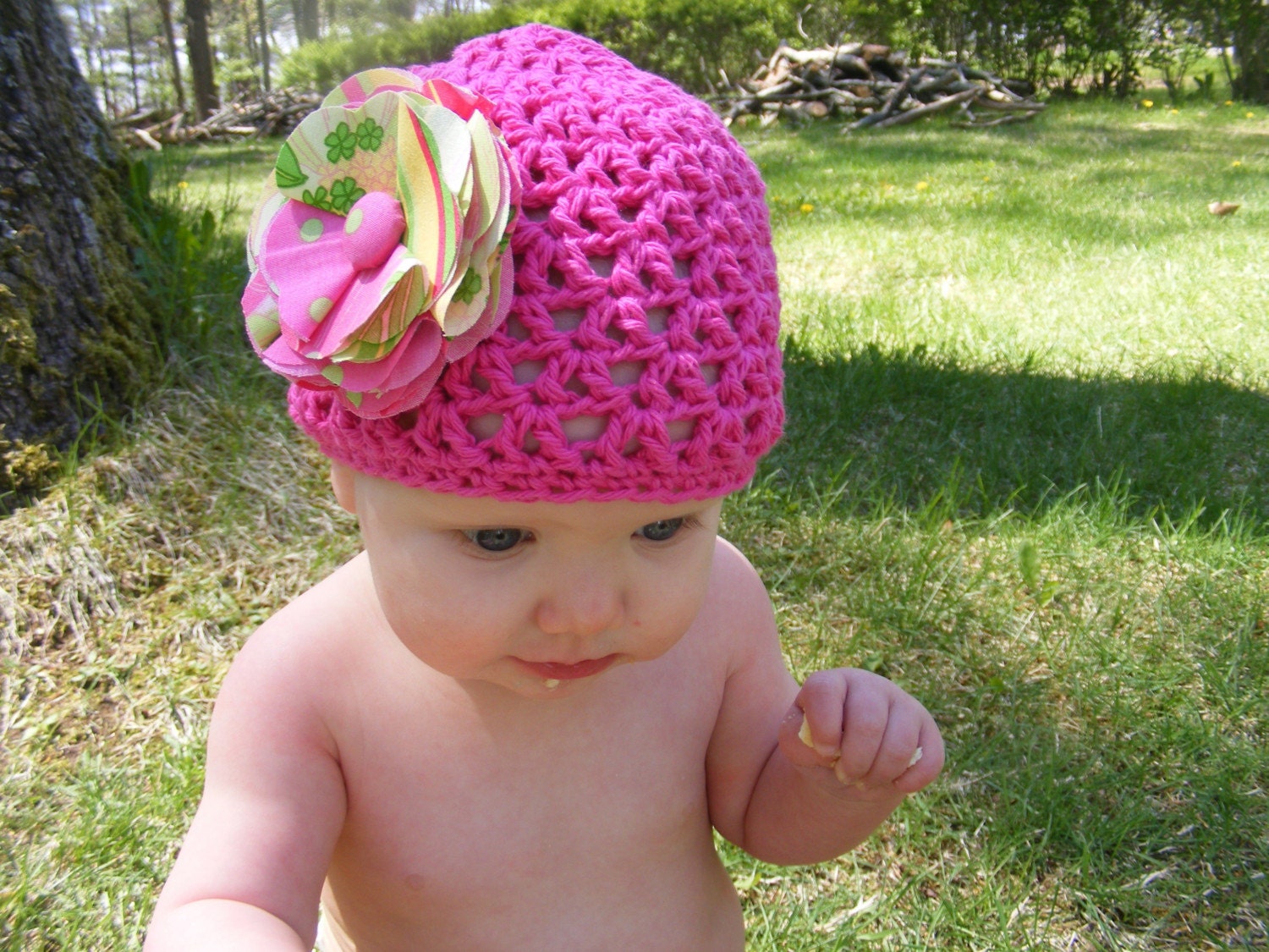 Great Deal 2 Interchangeable flower clips, one hat, and one headband 12-24 months