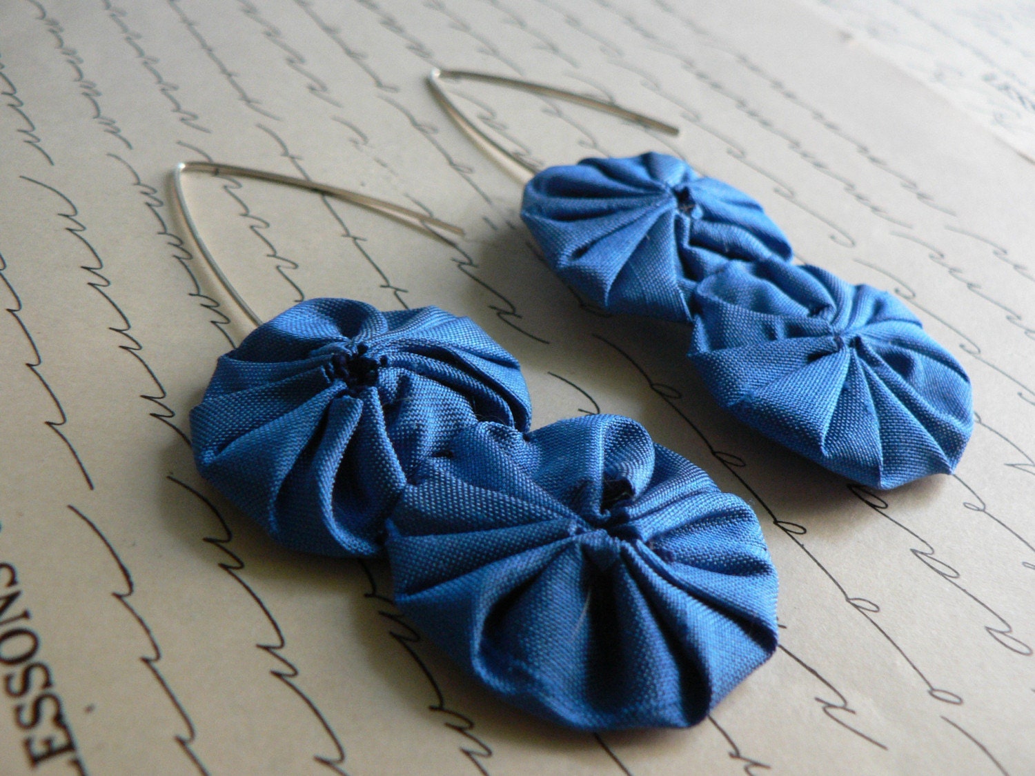 electric blue yo-yo earrings