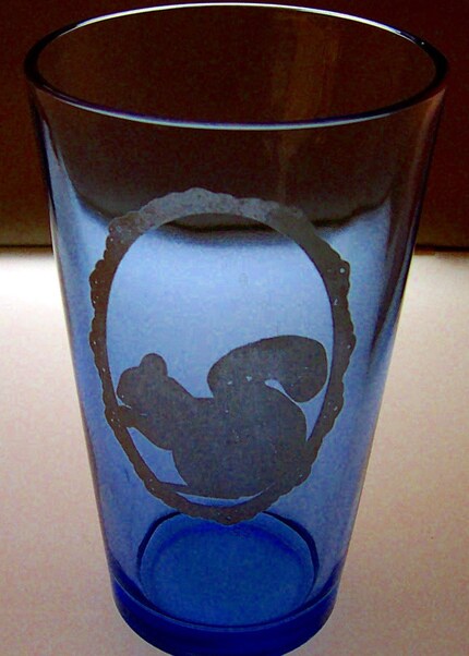 Forest Friends Cameo - Squirrel Blue Pint Glass