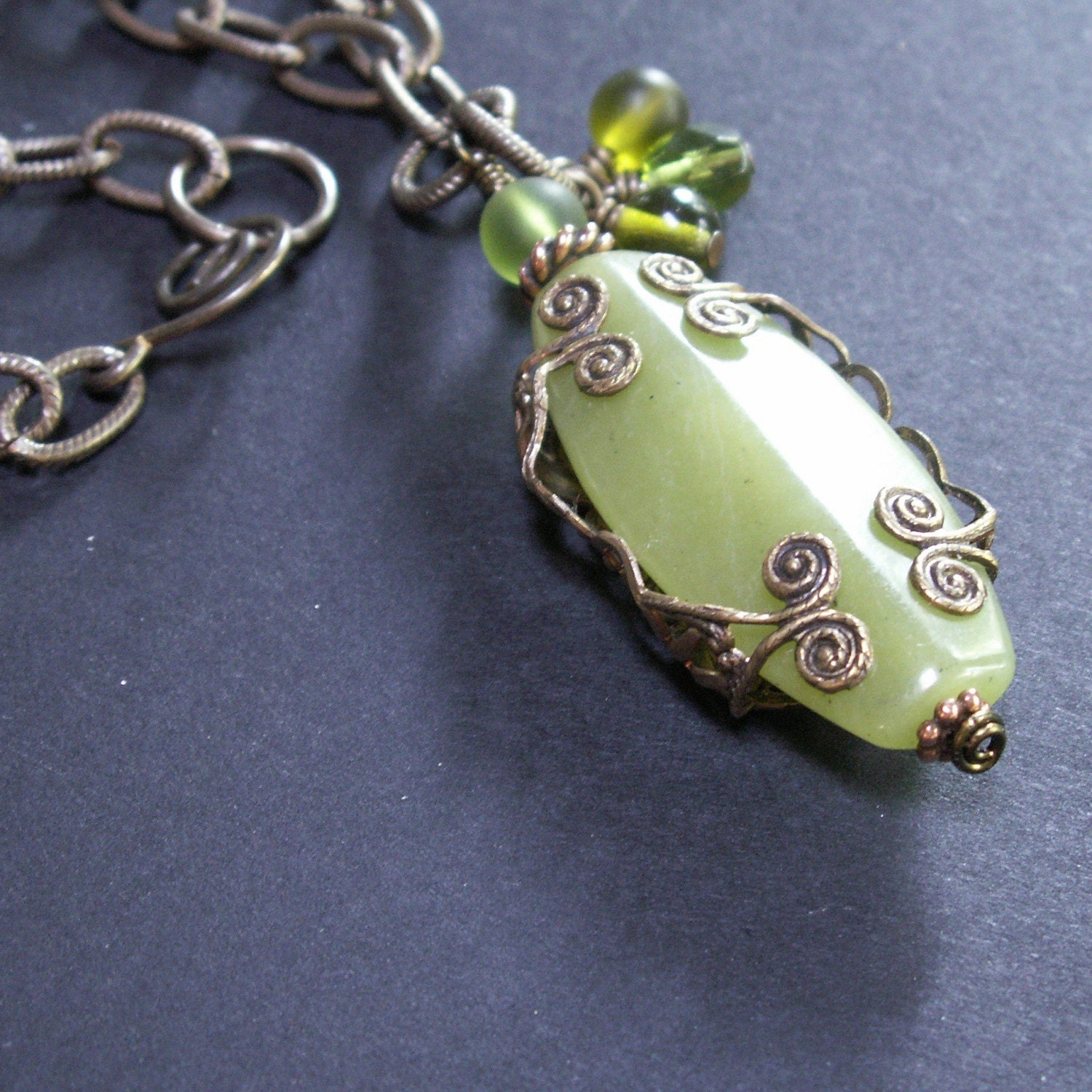 handmade jewelry necklace brass filigree serpentine olive jade green