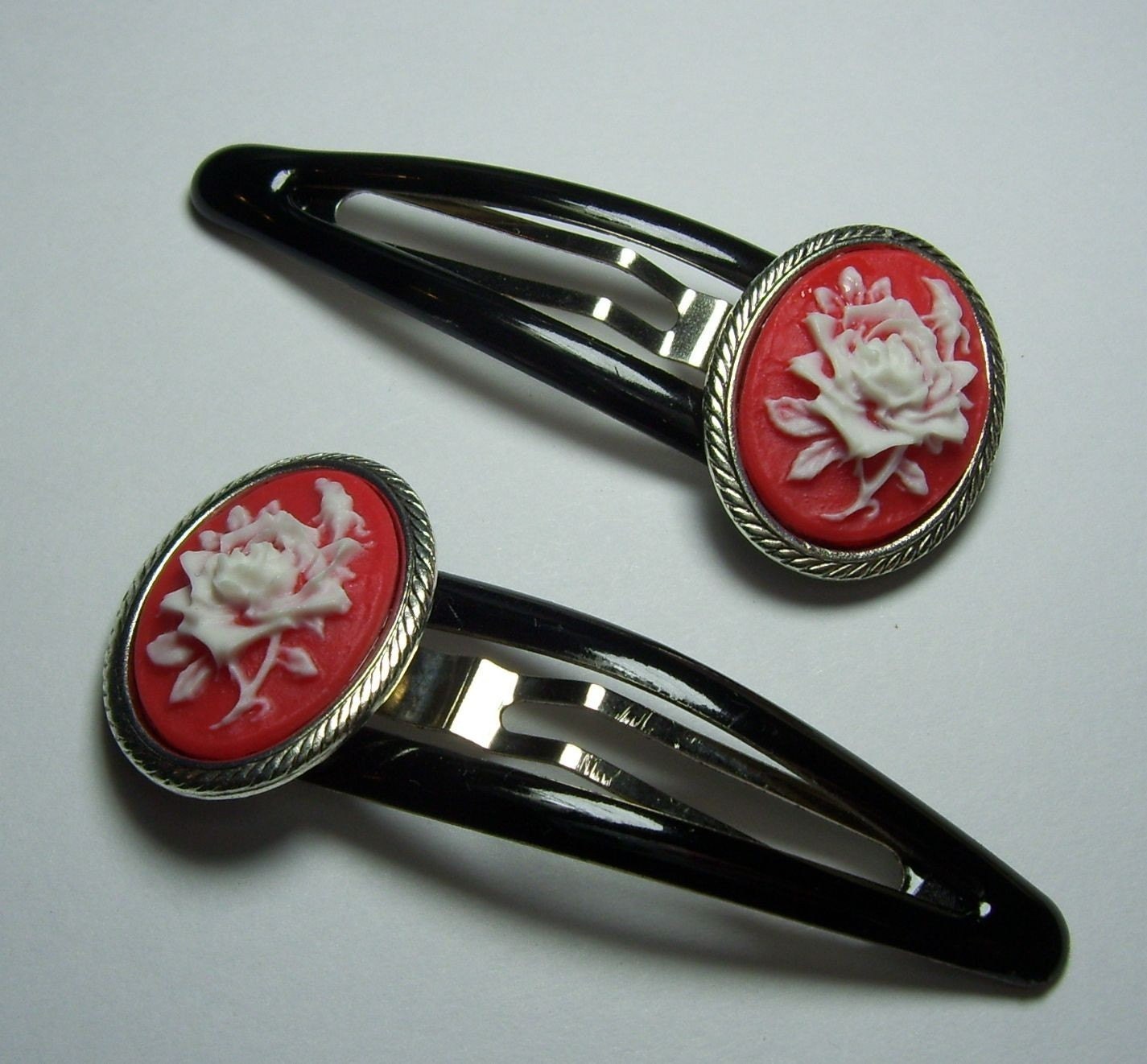 Antique Silver Red and White Rose Cameo Gothic Lolita Steampunk Hair Clips
