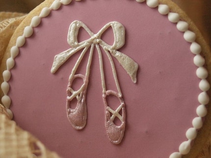 Ballet Slippers - 6 Cookies