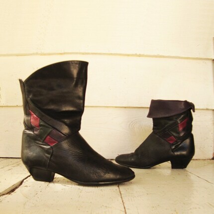 80s Vintage FOLD OVER  BLACK Boots SZz 6.5 / 37