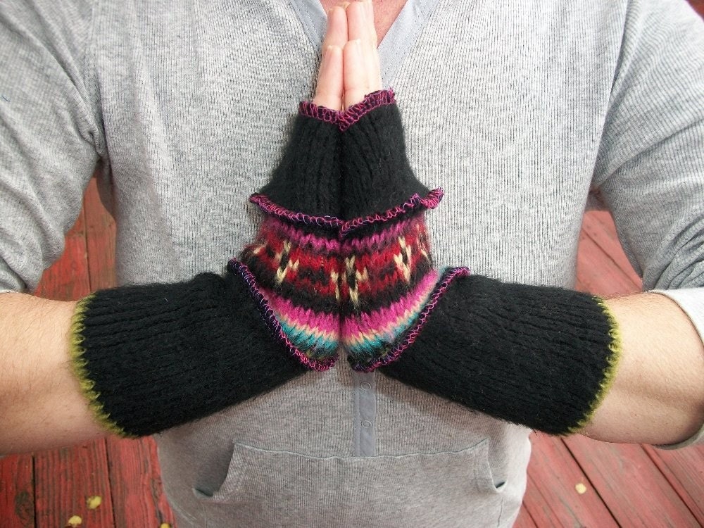 HiPpIe ChIc FuNkY ReCyClEd FiNgErLeSs ArM WaRmErS BlK MuLti