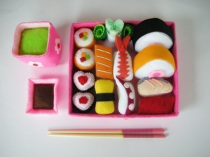 Lovely Japanese Sushi Set Pattern PDF