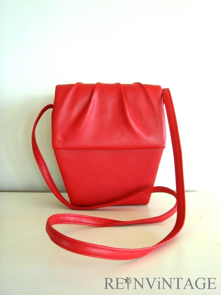 vintage RED CORAL leather purse purse