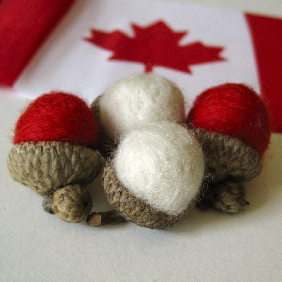 canadian felted wool acorns in red and white / eco friendly natural decor set of 12