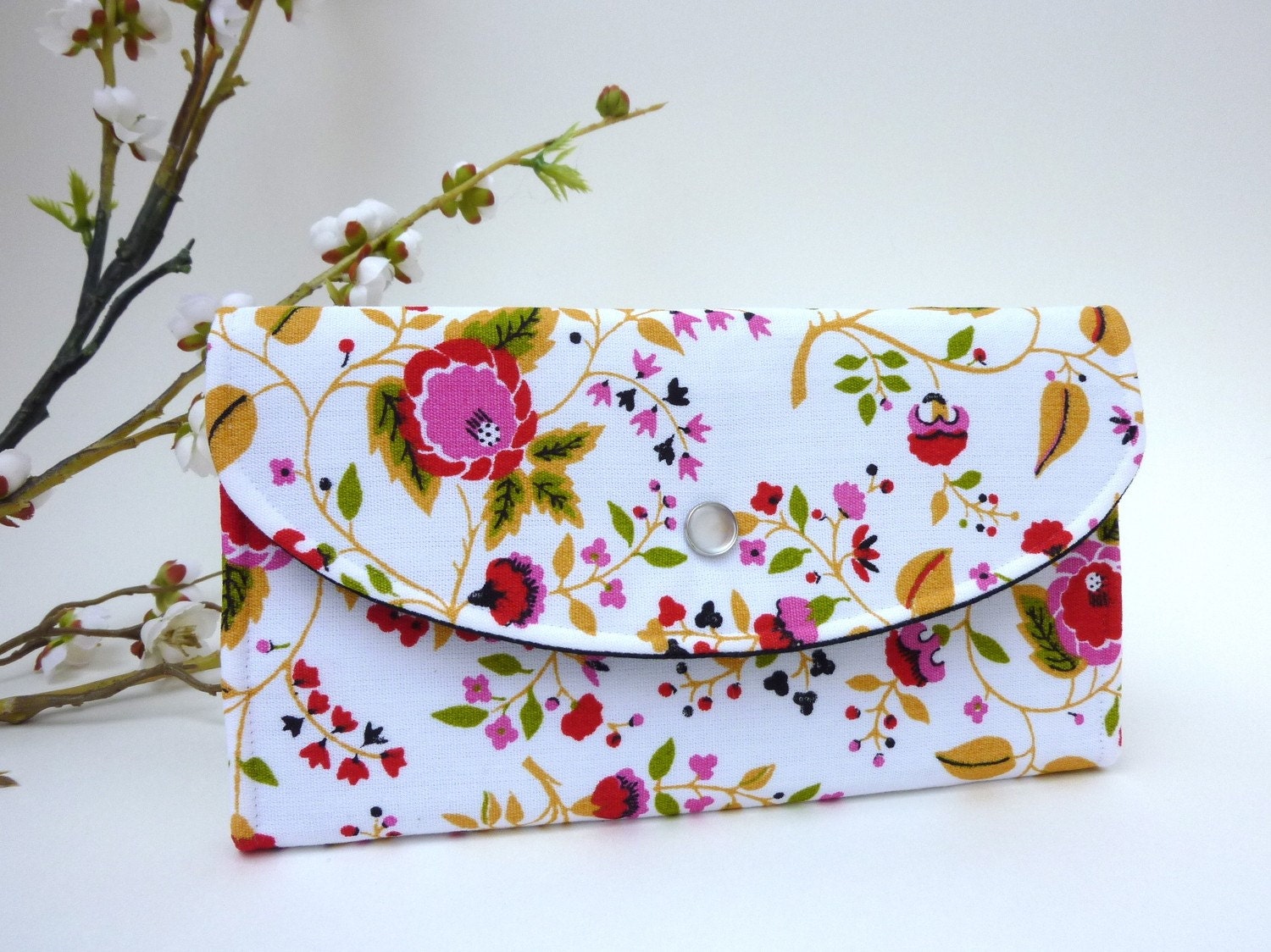 Clutch-Style Wallet in White Floral Print